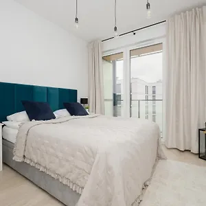 Stylish With Parking By Renters , Warszawa Polska